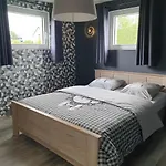 Le Reve Ardennais アパート マルメディ